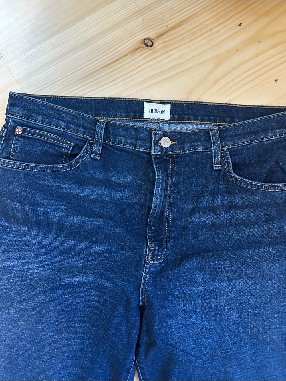Women’s Hudson Jeans Size 34  Dark Blue Jeans - - Picture 3 of 7